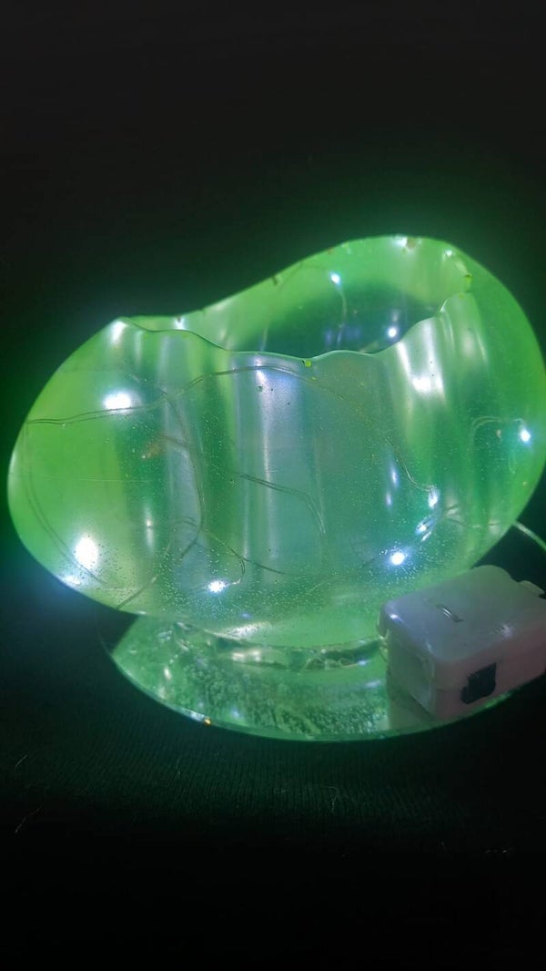 lampje in de vorm van een ei,  geel