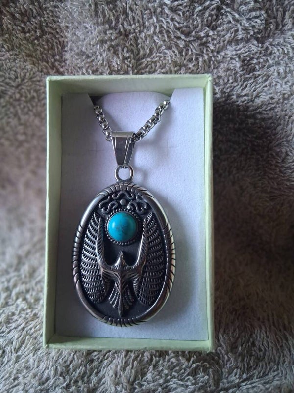 ovale ketting,  vliegende adelaar met turkoois steen
