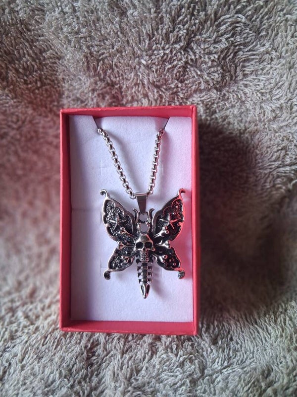 ketting butterfly of dead