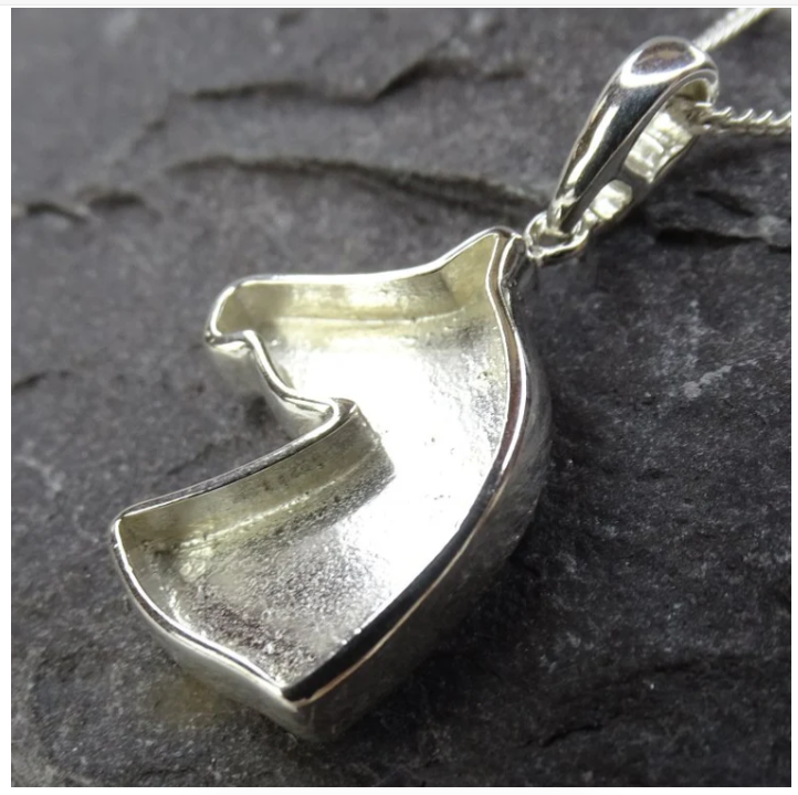 Silver Horse Head Pendant