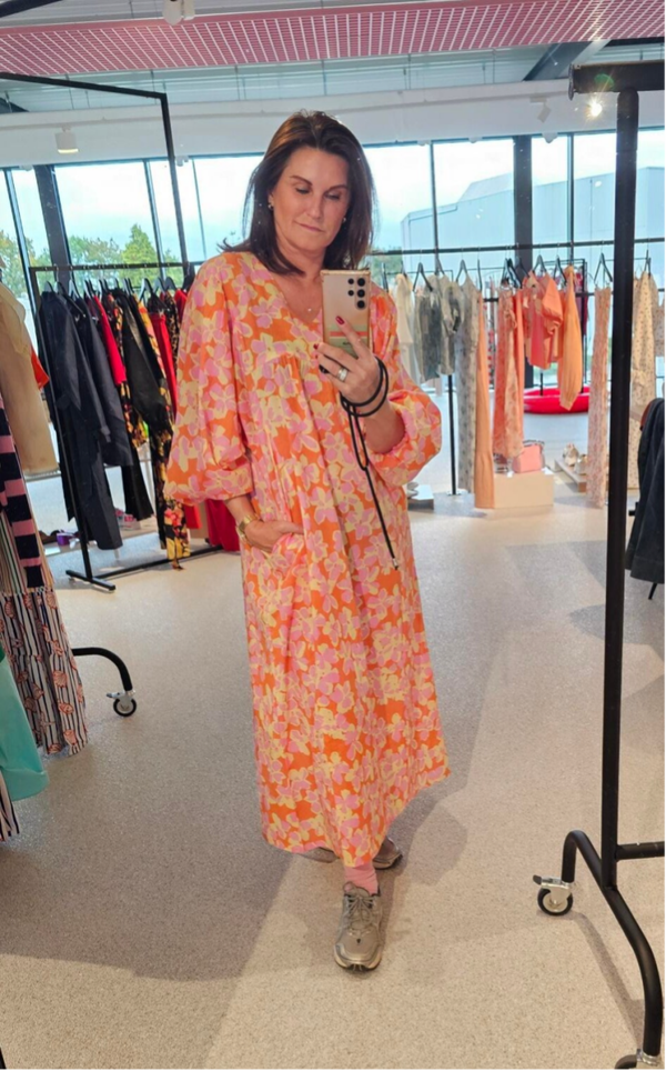 Kleed floral orange/roos/pastelgeel CF