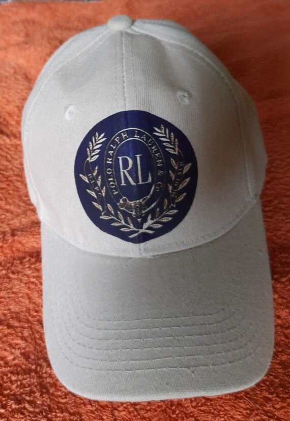 Czapka z daszkiem (W5)