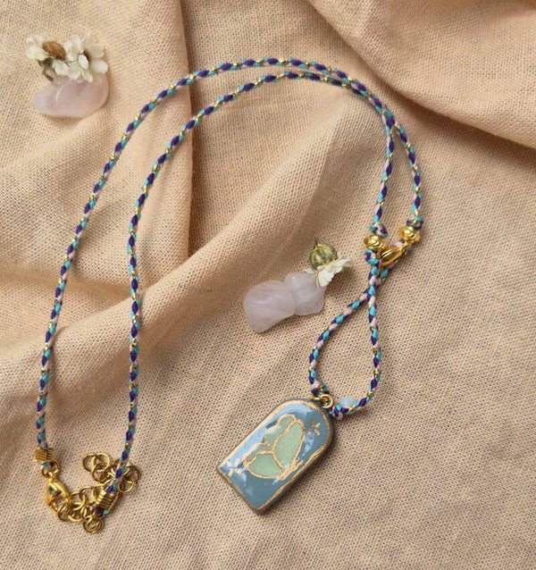 Ketting met handgemaakte keramiek bedel- Butterfly green