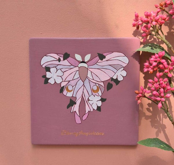 Keramiek tegel- Luna moth flower