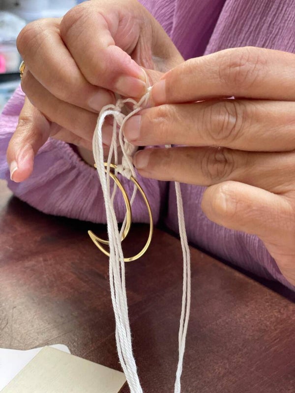 Workshop edelsteen hanger maken zondag 29 maart 2026 13.00-15.30 uur