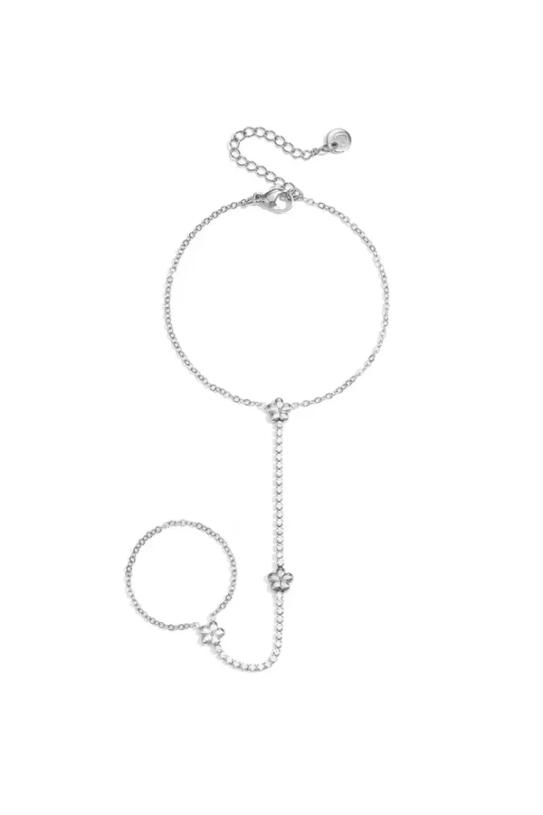 Tennis-Style Handchain With Flowers