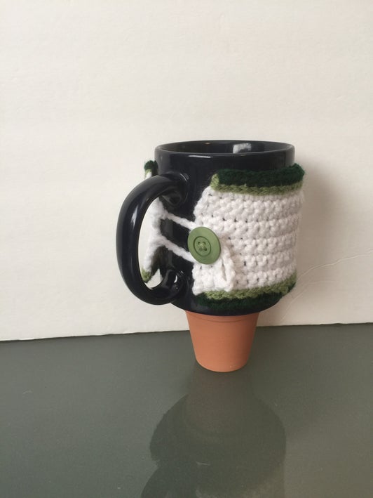 Basic Mug Cozy Crochet Pattern / Free Patterns | Kitty's Kreations Boutique