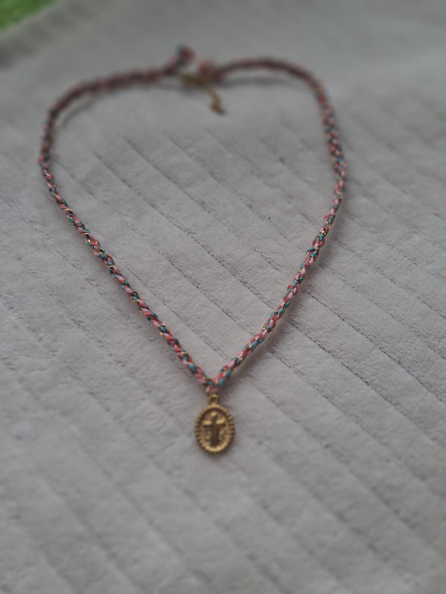 Collier en corde