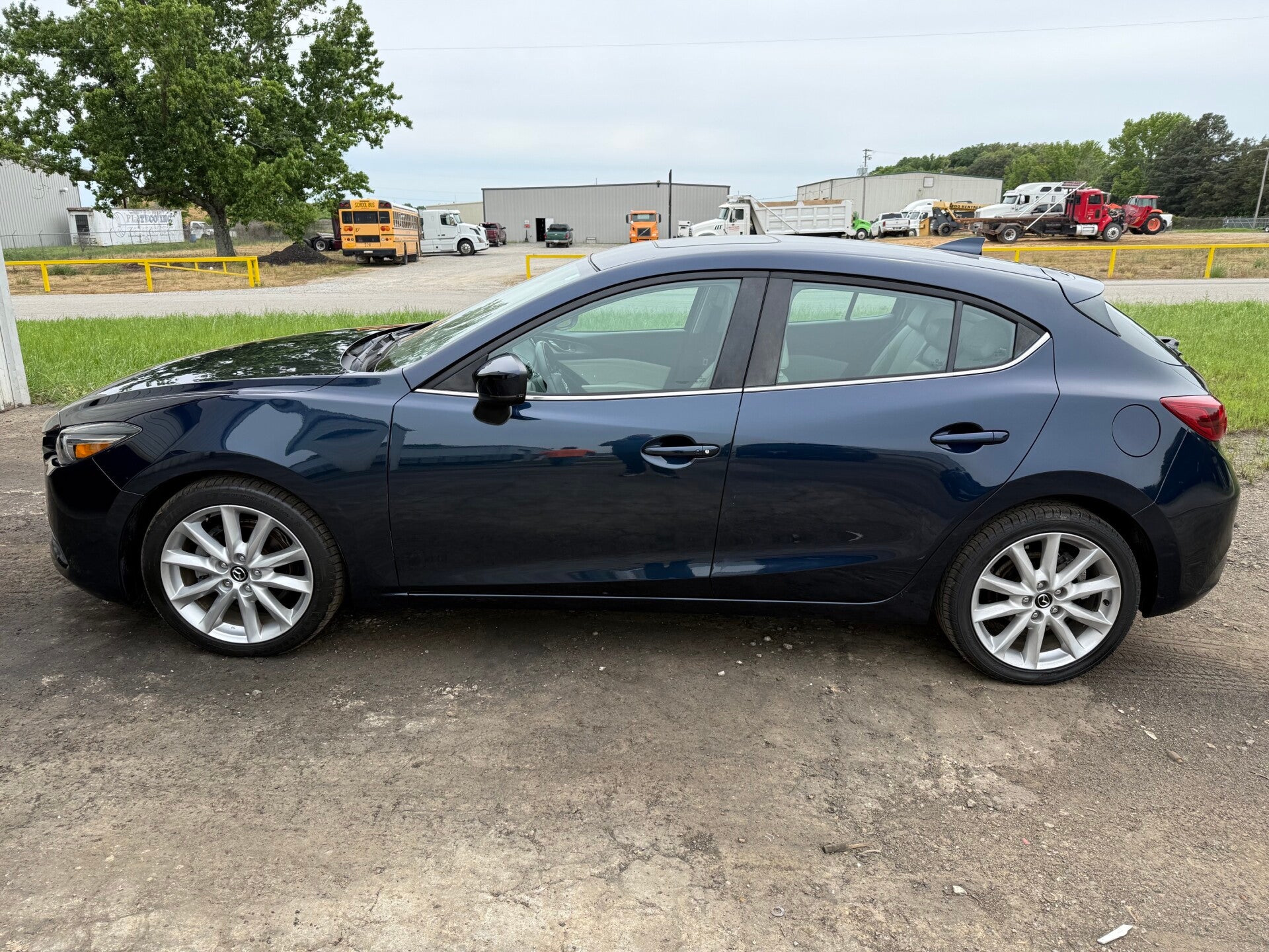 ****SOLD**** 2017 Mazda Mazda3 5-Door Grand Touring FWD 4D Hatchback 2.5 4cyl. Gasoline
