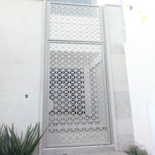 5d55ce07-1fa6-49a8-b285-e84bdea91750-standard.jpg
