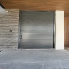 df749570-22e6-4d39-8b76-e7a6ccc5a321-standard.jpg