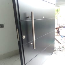 fbe54ea5-c1f6-4cc8-b997-688b7f4af185-standard.jpg