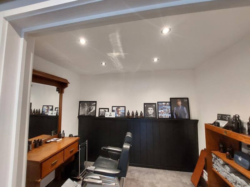 Rénovation d&#039;une salle de barbier