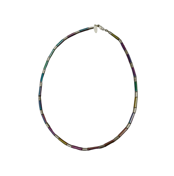 Hematiet ketting in gekleurde staafjes met zilveren sluiting