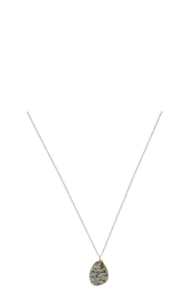 Jaspis hanger aan goudkleurige ketting