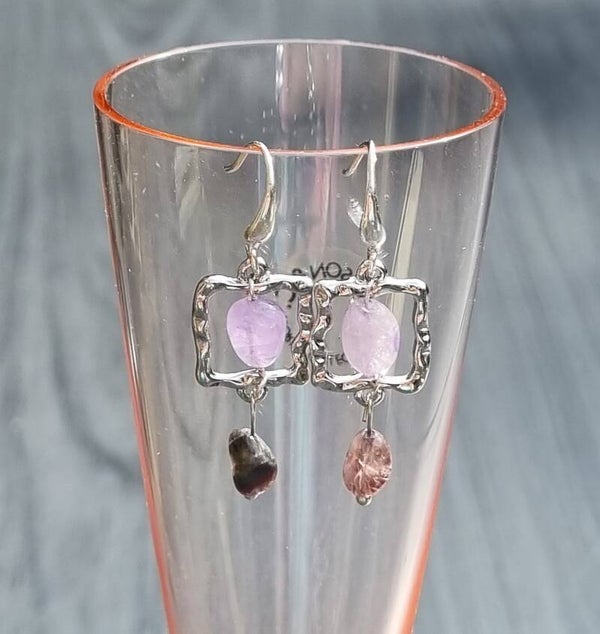 Zilveren oorhangers met quartz in paars