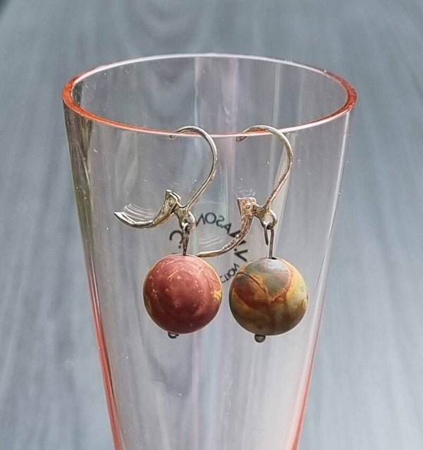 Klapoorbellen zilver met jaspis bruin