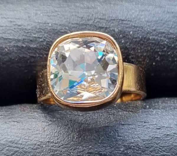 Design ring  goldfilled met vierkante facetsteen in crystal, prachtig geslepen
