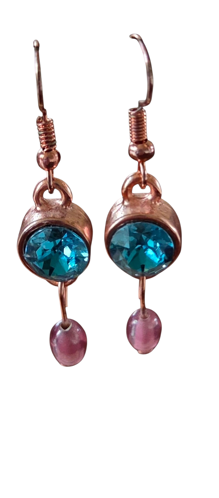 Rose gold oorhangers met aqua facetsteen en roze kraaltje