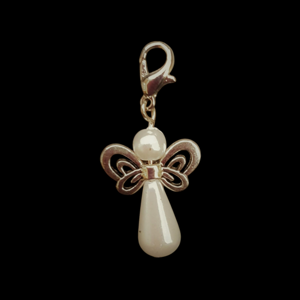 Wens engeltje / beschermengeltje vlindervleugel zilverkleur met druppel en slotje