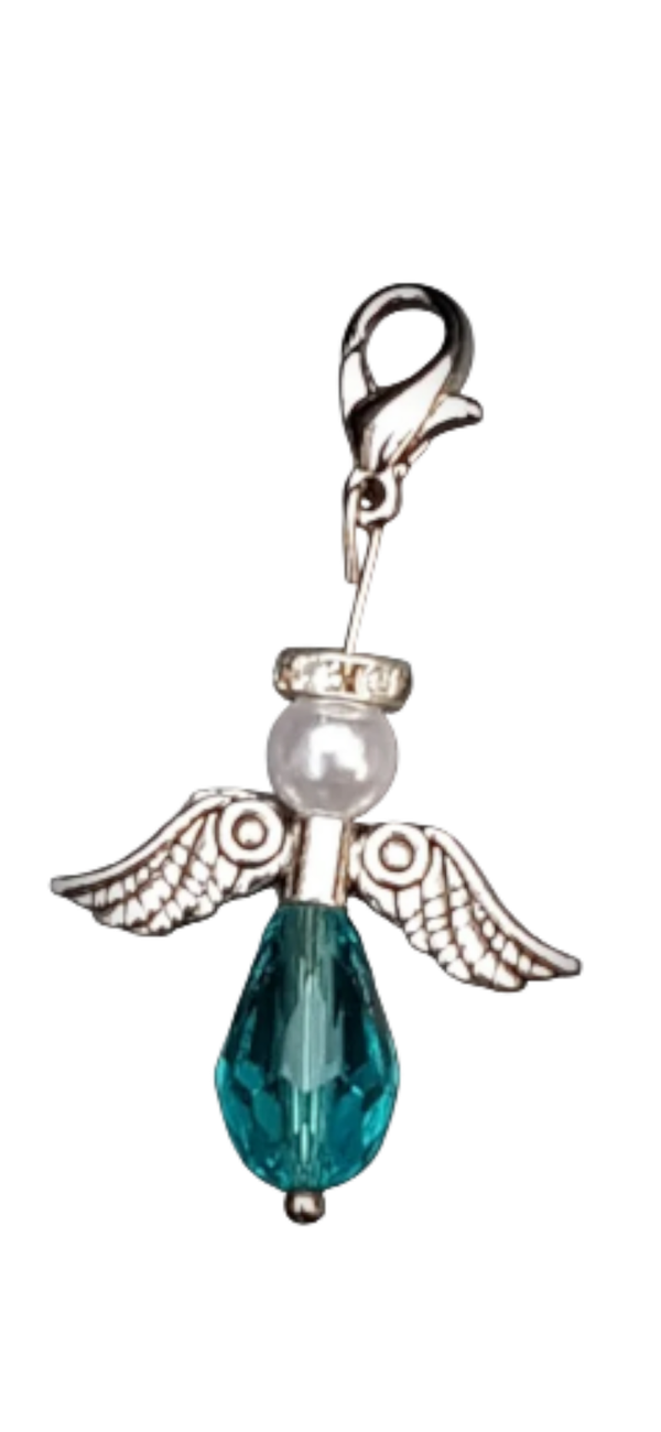 Wens engeltje / bescherm engeltje zilverkleur met facetkraal. In diverse kleuren verkrijgbaar