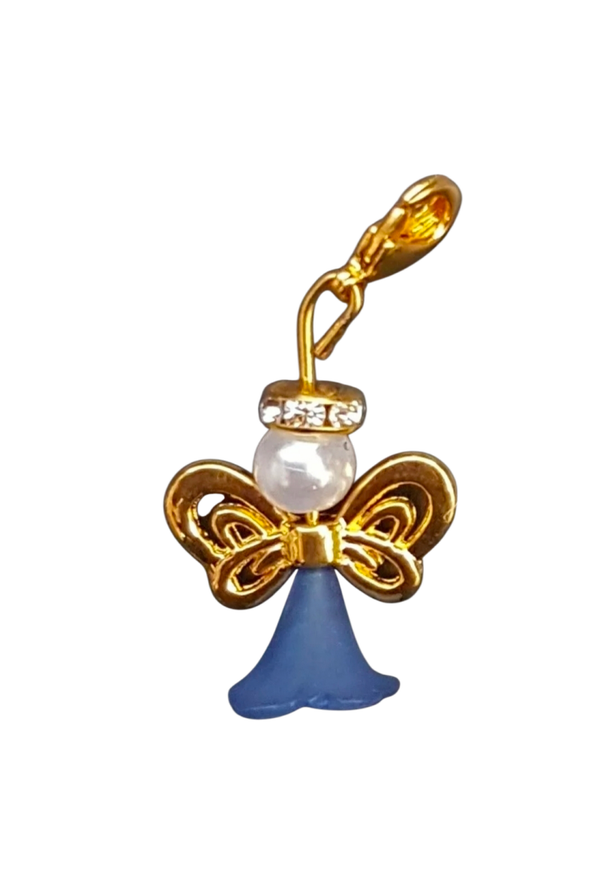 Wens engeltje / bescherm engeltje goudkleur vlindervleugel met slotje en mat rokje. In diverse kleuren verkrijgbaar