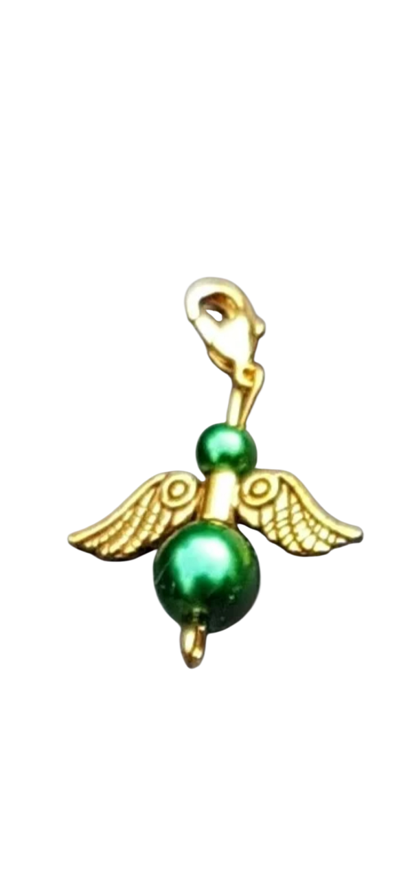 Wens engeltje / bescherm engeltje goudkleur met parel groen en slotje