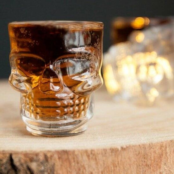 2 glazen shotglaasjes (60ml) - Schedel