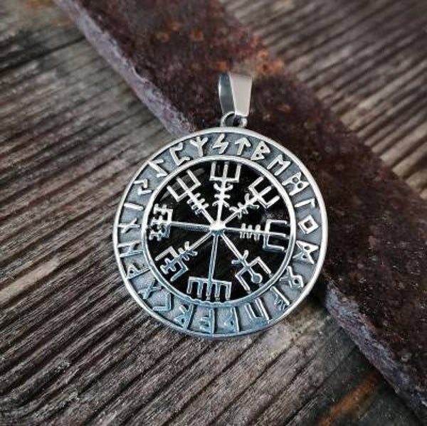 hanger Viking kompas Vegvisir met runencirkel