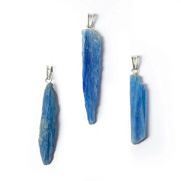 Blauwe Kyaniet hanger ruw – 3,5 cm – Inclusief ketting & betekenis