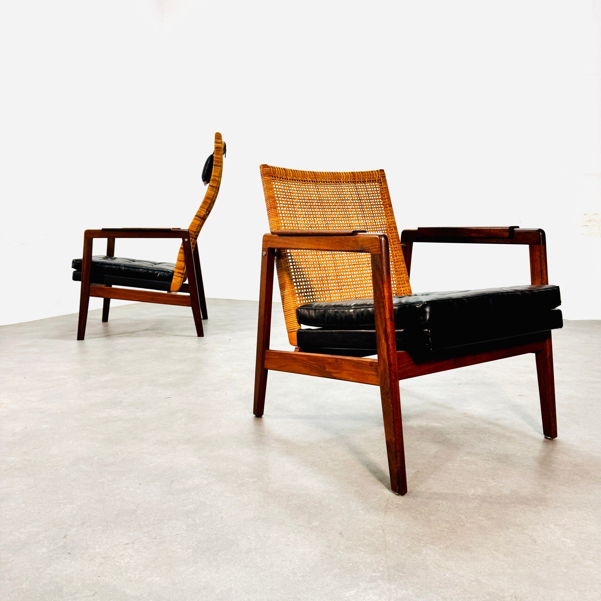 P.J. Muntendam set of armchairs for gebroeders Jonkers, 1960's