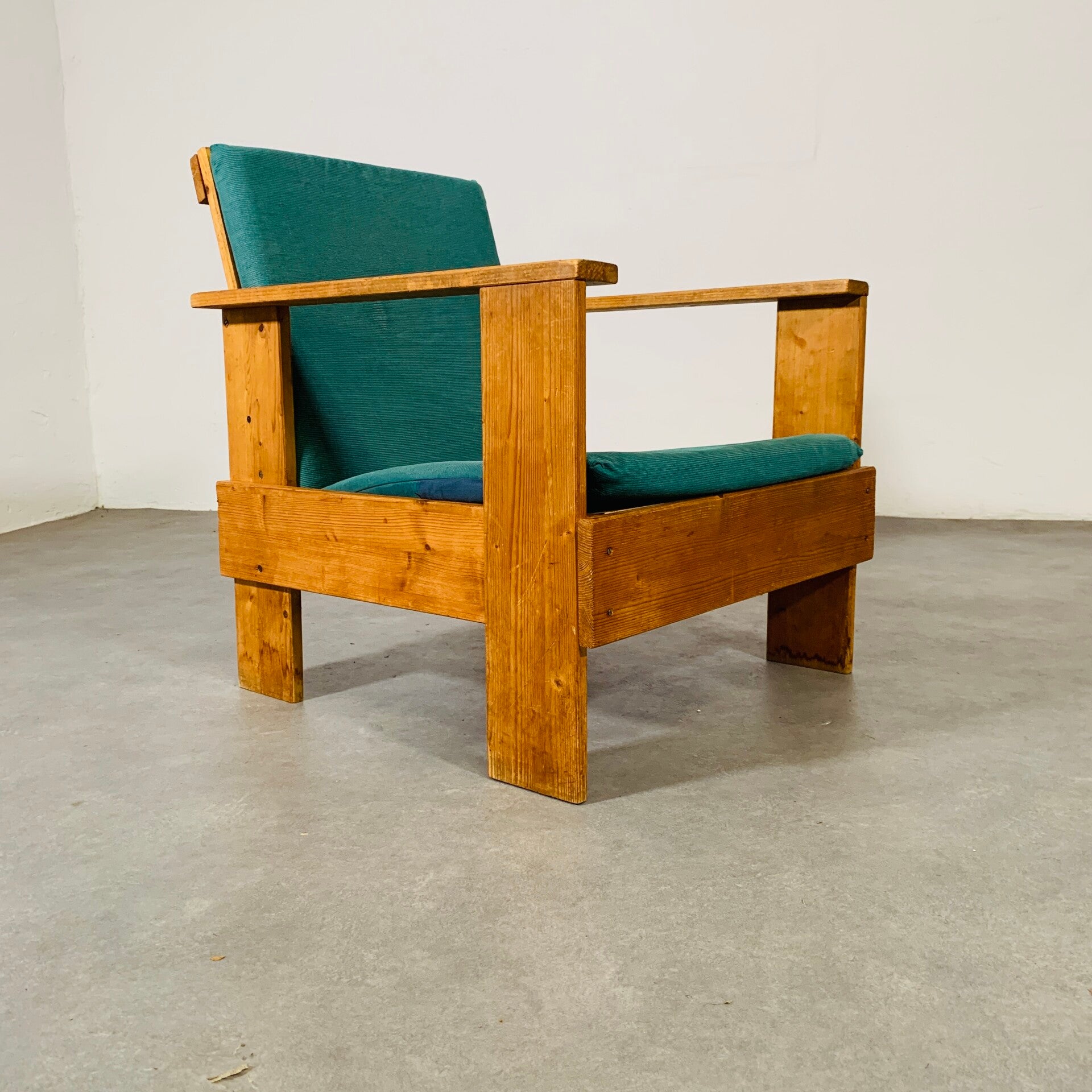 'Gerrit Rietveld' Crate chair