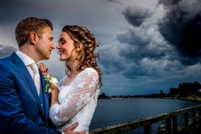 Leer flitsen zonder dat het er te geflitst uitziet! met deze online workshop On-Camera Flitsen