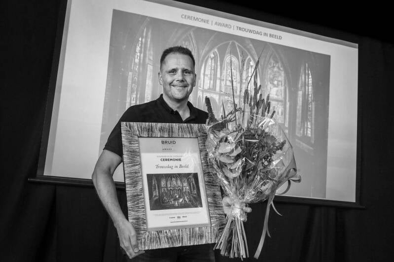 Hoi ik ben Arno, Dé specialist in Flitstechniek - Creatief licht - Trouwfotografie