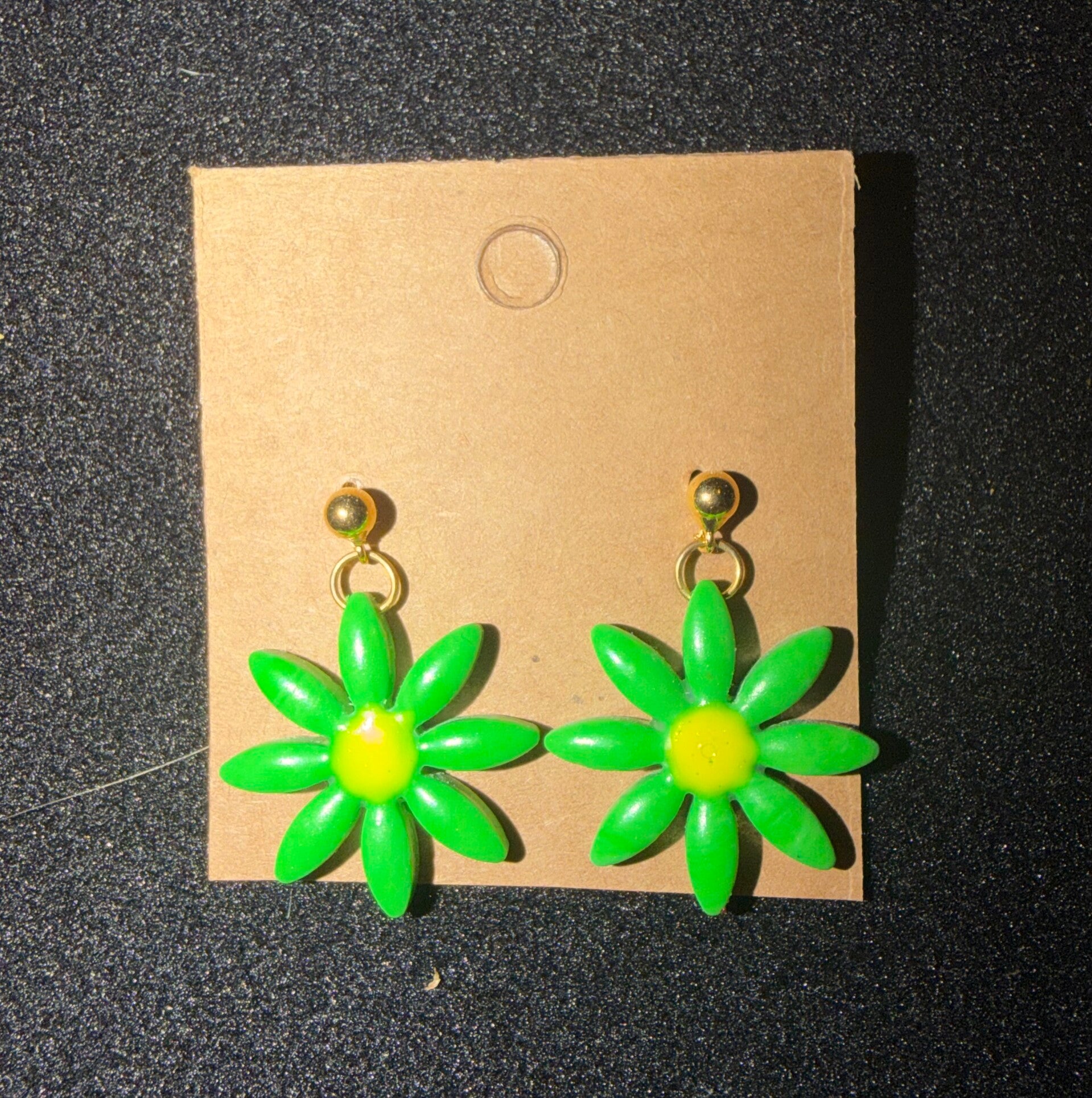 Modèles marguerite verte et jaune.