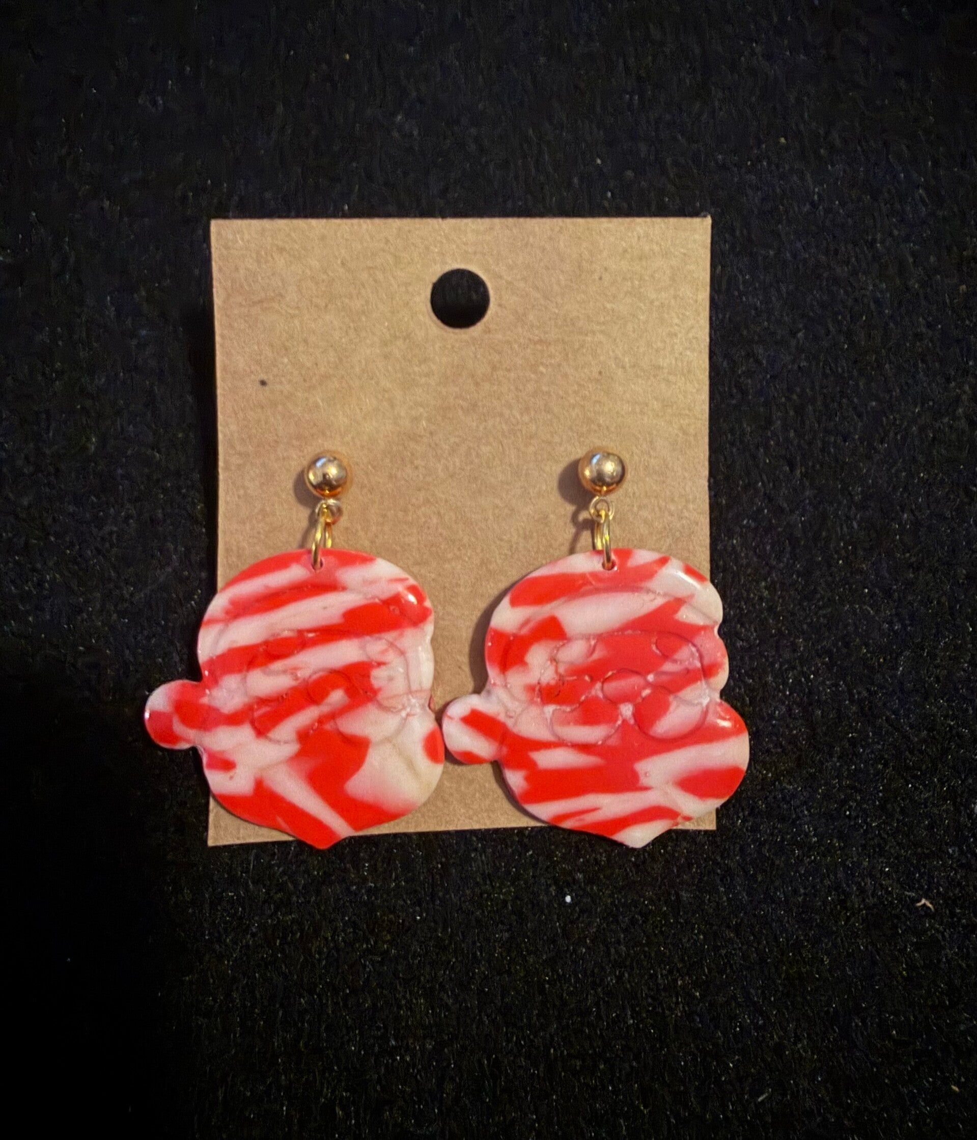 Modèles père noel rouge et blanc.