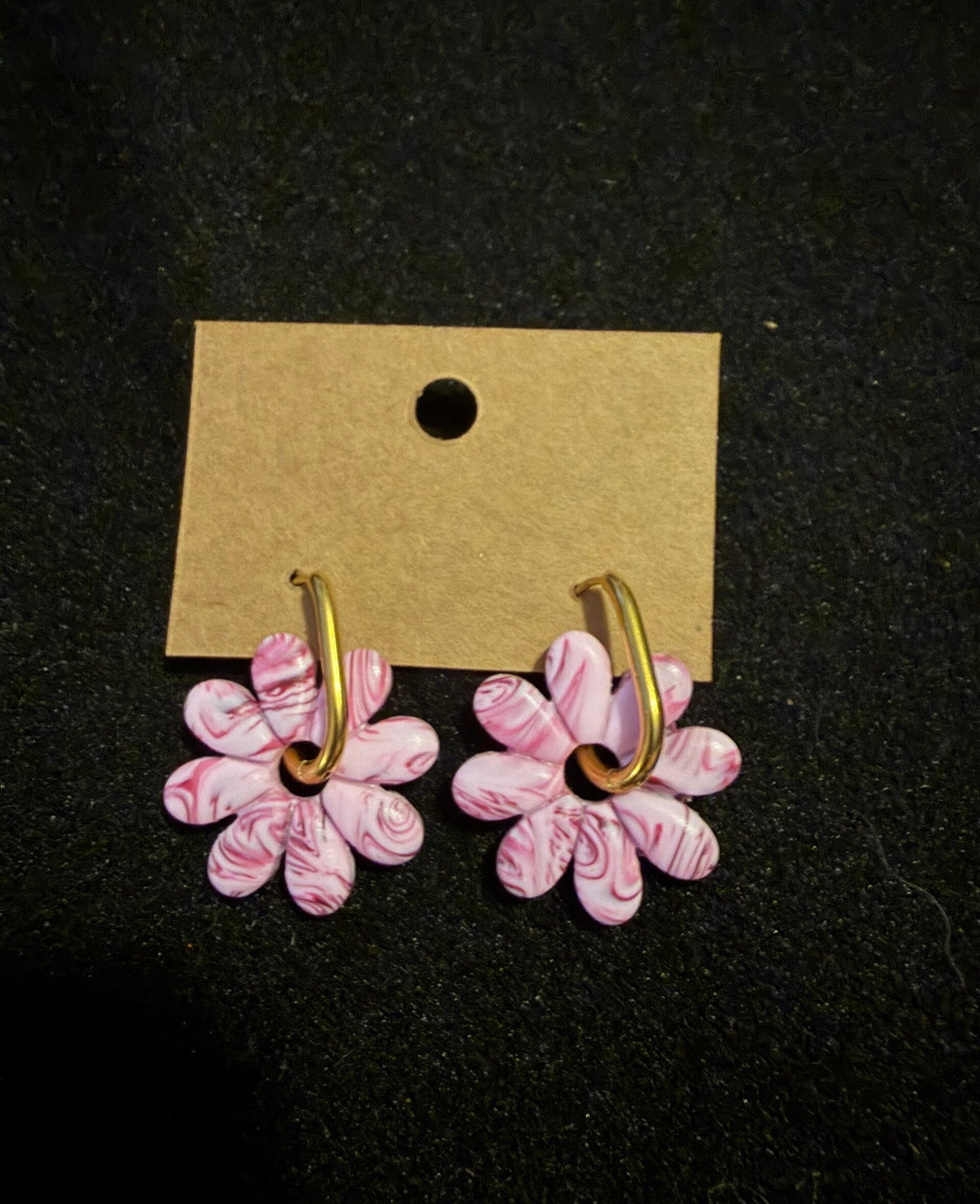 Modèles Lila rose et blanche.