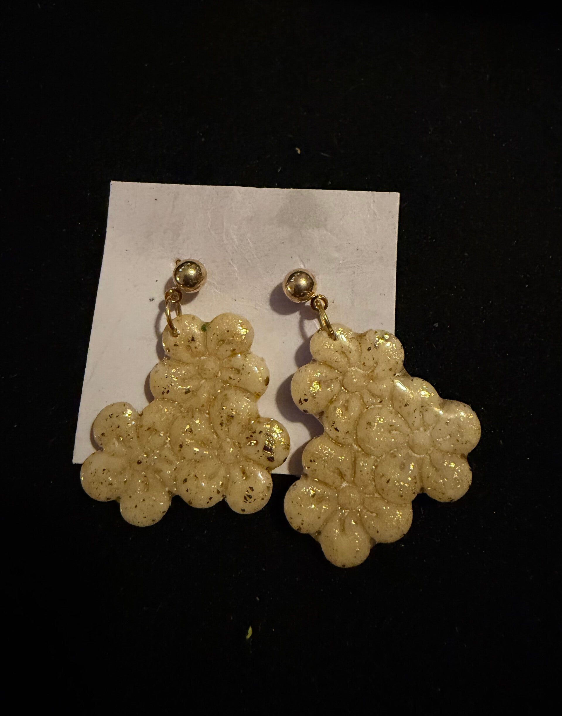 Modèles Nina blanche et doré.