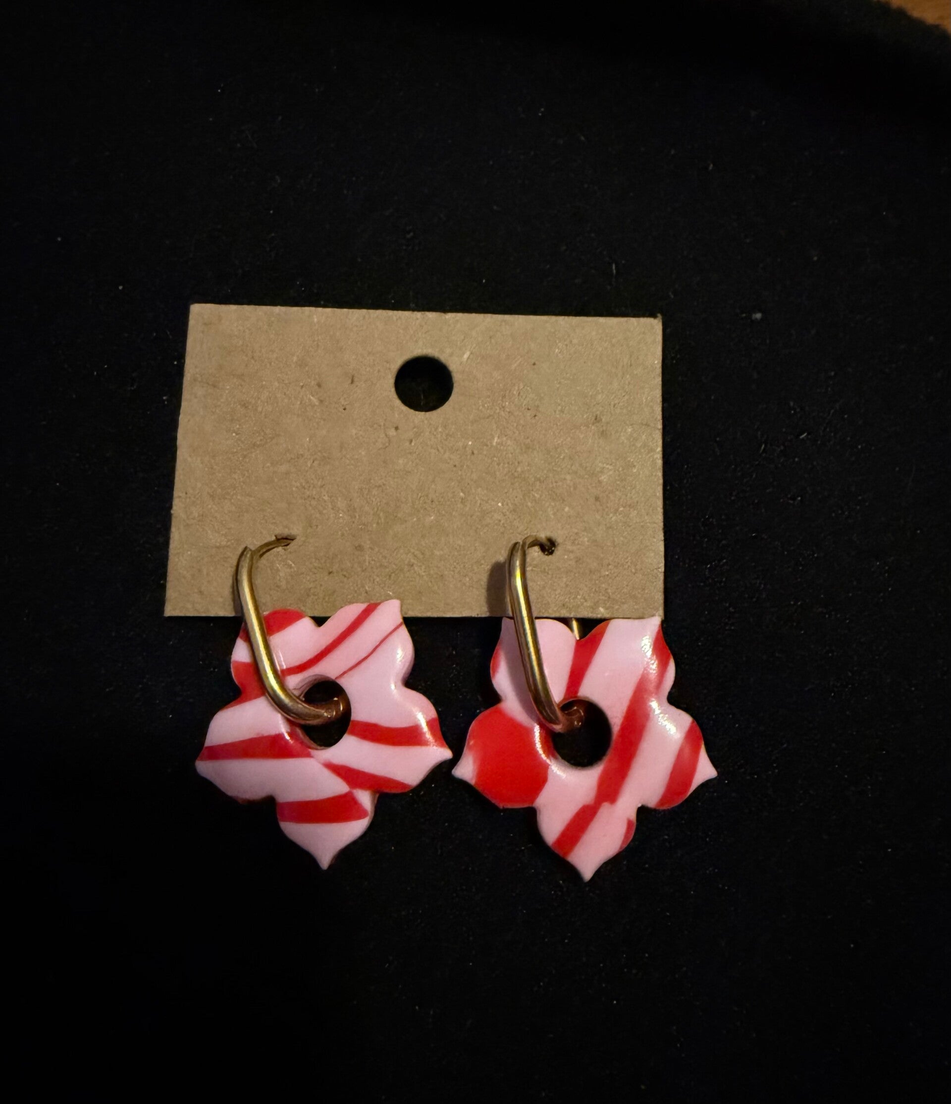 Modèles lys rouge et blanche.