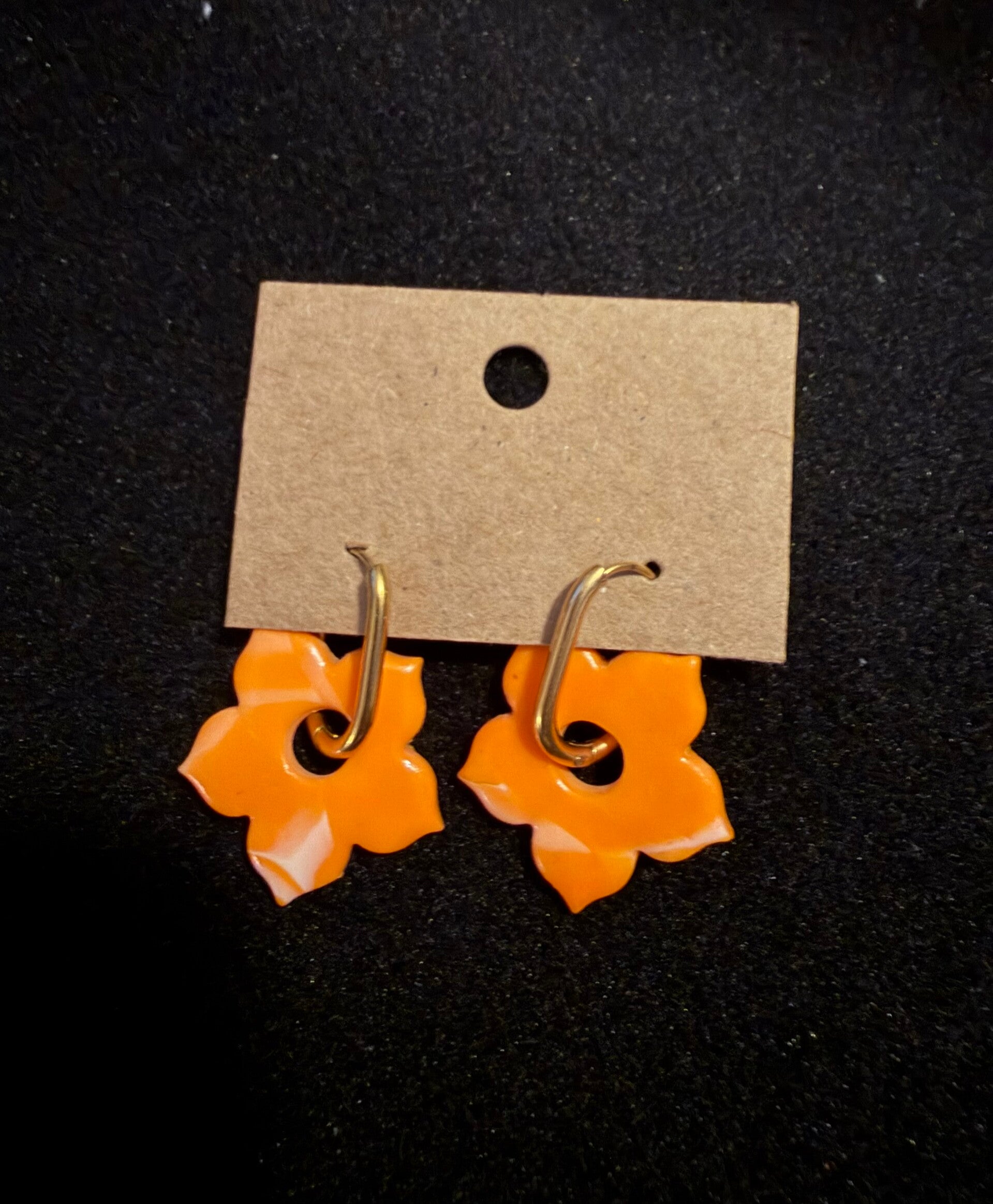 Modèles lys orange et blanche.