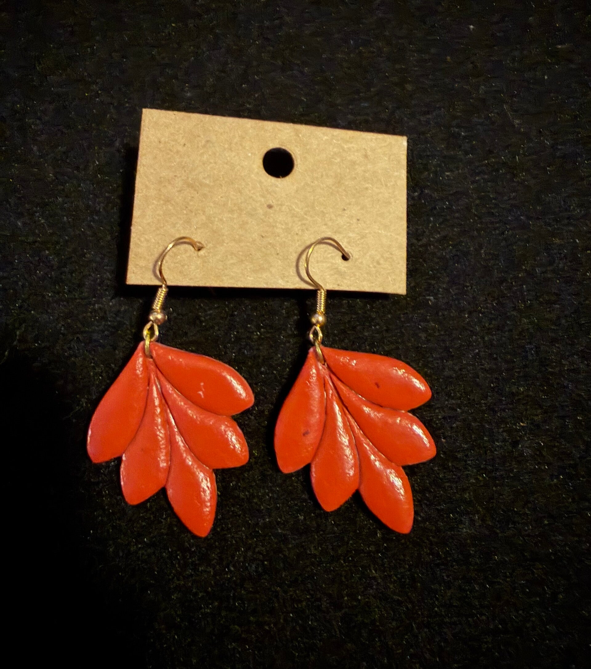 Modèles feuilles marron orangé.