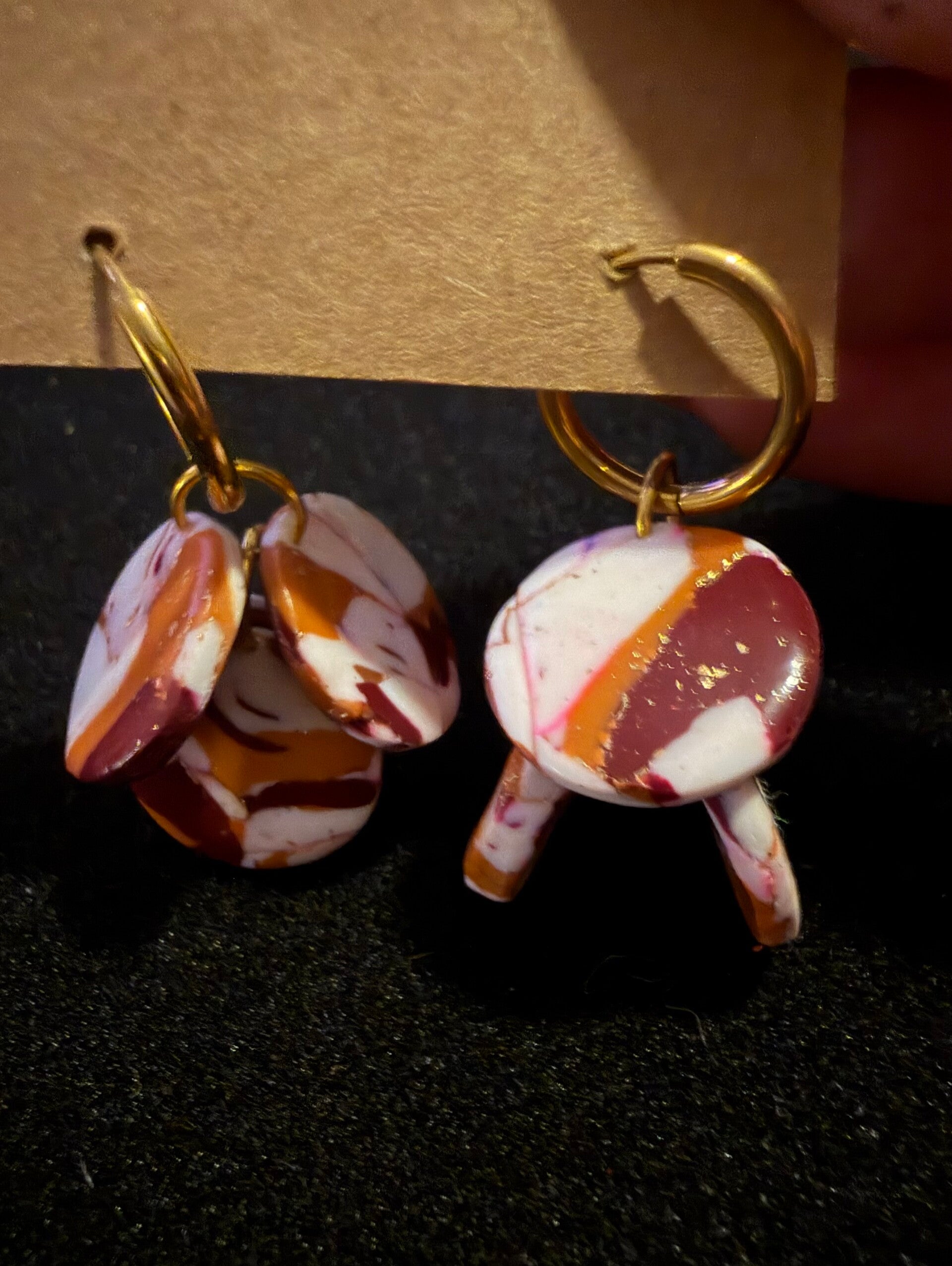 Modèles bull blanche bordeaux et orange.