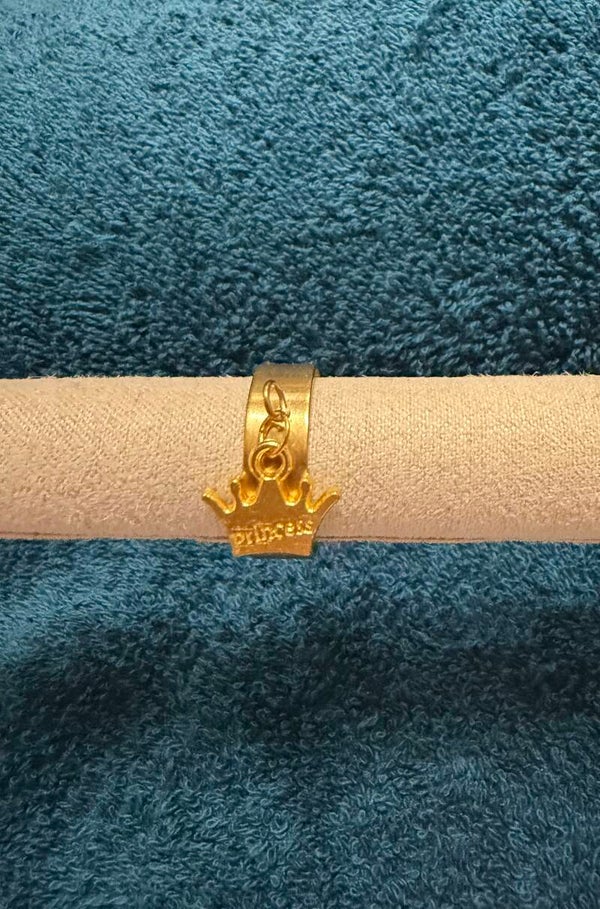 Bague a breloque couronne princesse.