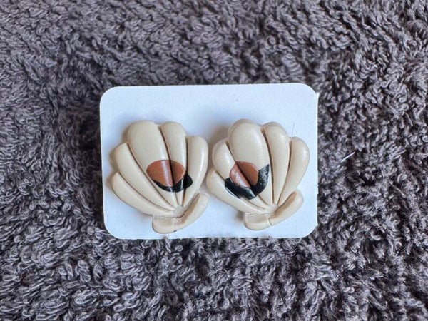 Boucles d’oreilles coquillage leopard.
