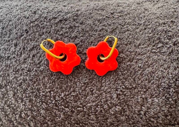 Boucles d’oreilles Anémone rouge et orange.