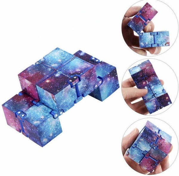 Space roze infinity cube