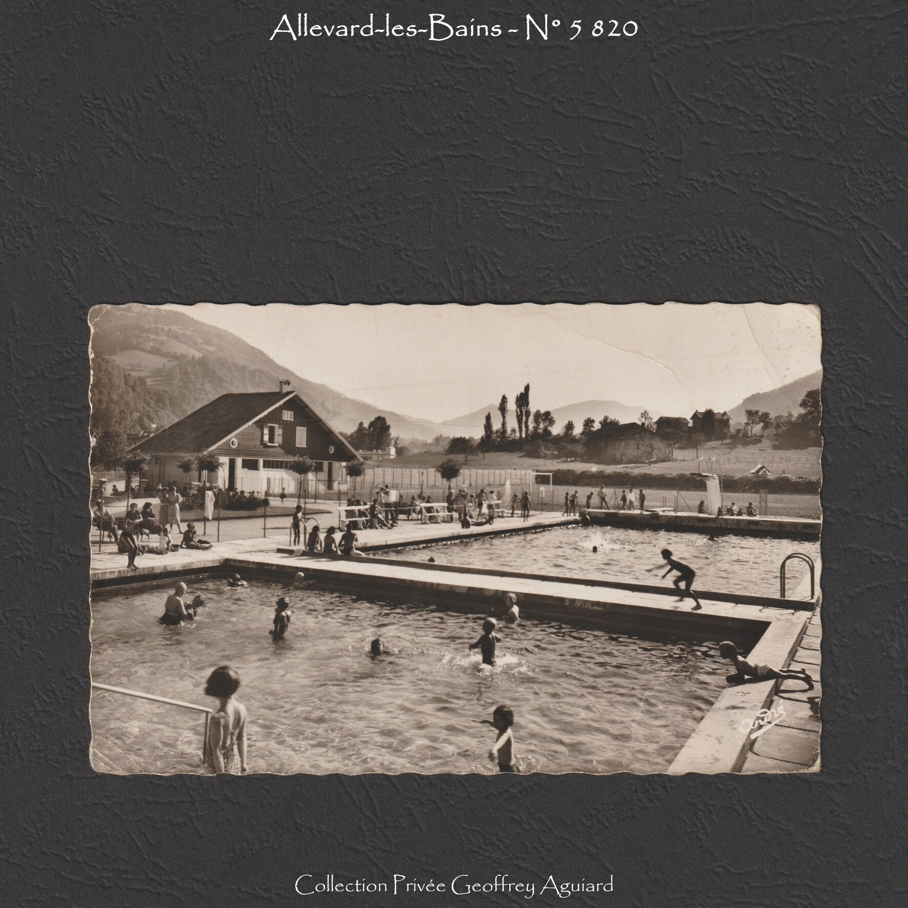 5 820 - La Piscine.