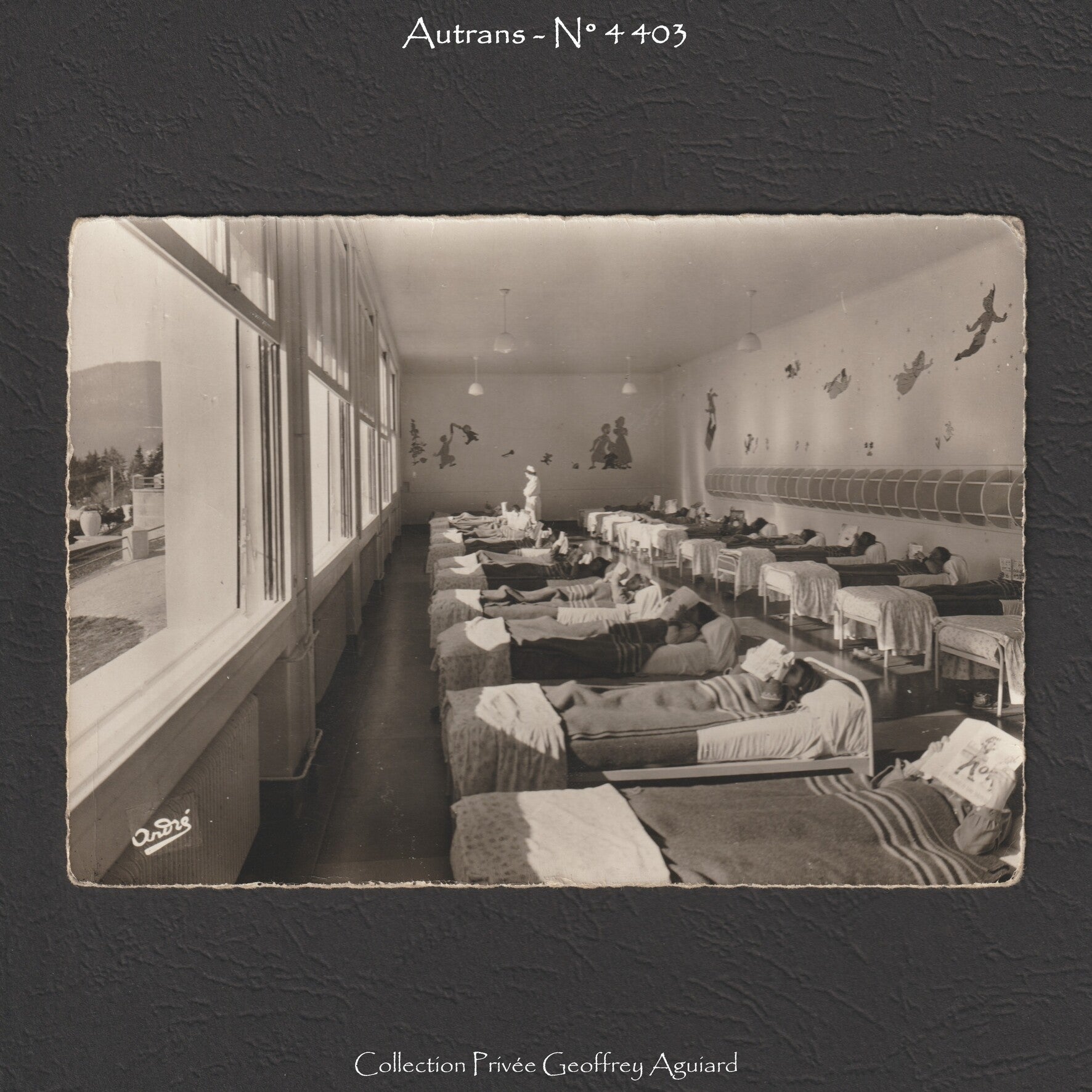 4 403 - PREVENTORIUM D'AUTRANS (Isère). Un Dortoir.