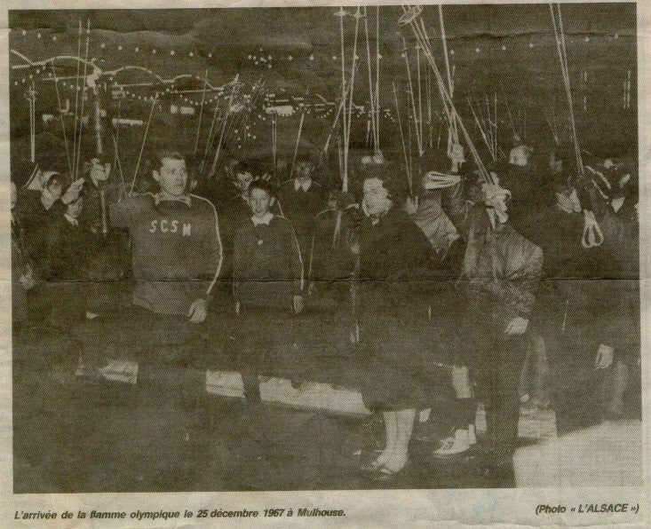 mulhouse-wilfried-herrscher-porteur-de-la-flamme-et-pour-les-comp-titeurs-du-ski-club-sportif-mulhouse-standard-anztnu.jpg