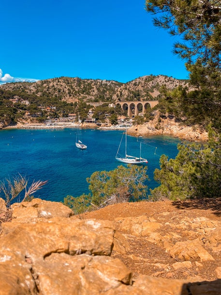 calanque des eaux salees